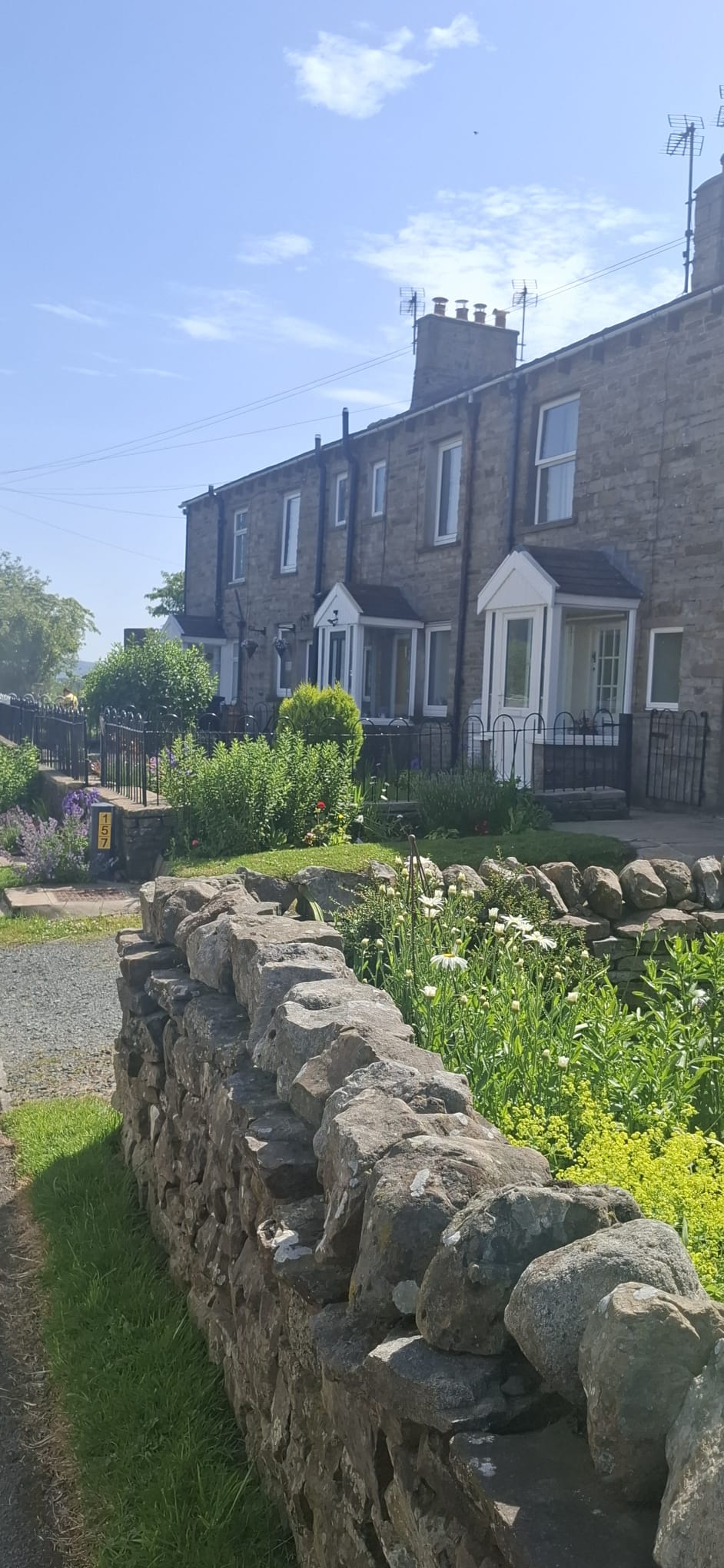 Lancaster Cottage front garden