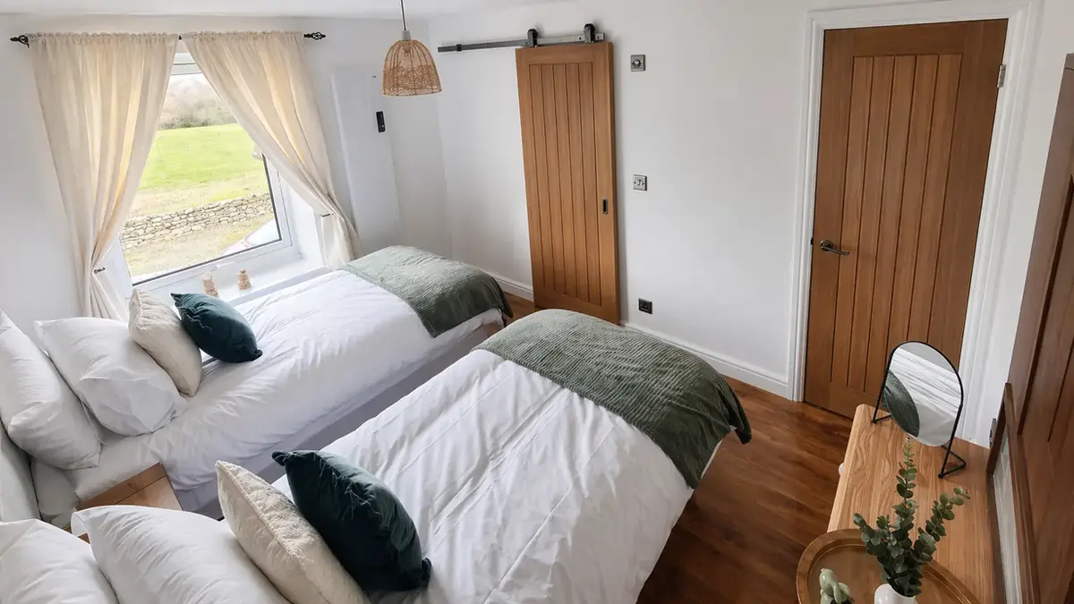 Lancaster Cottage twin bedroom